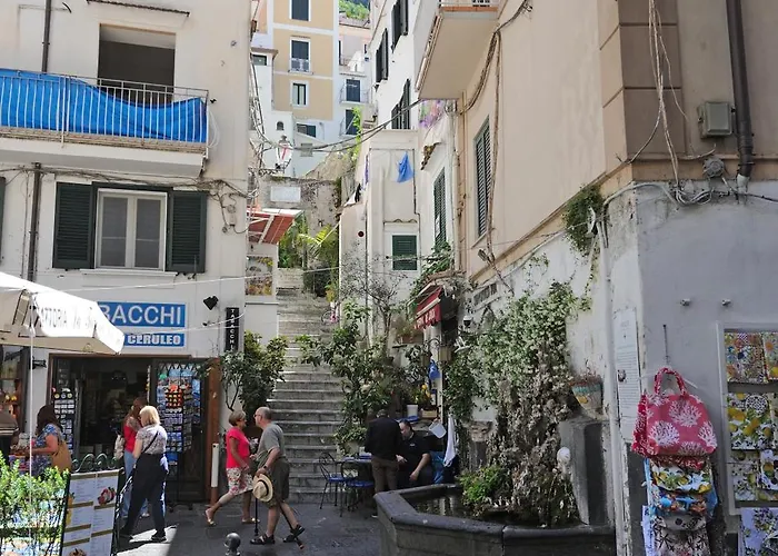 L'ancora Di *